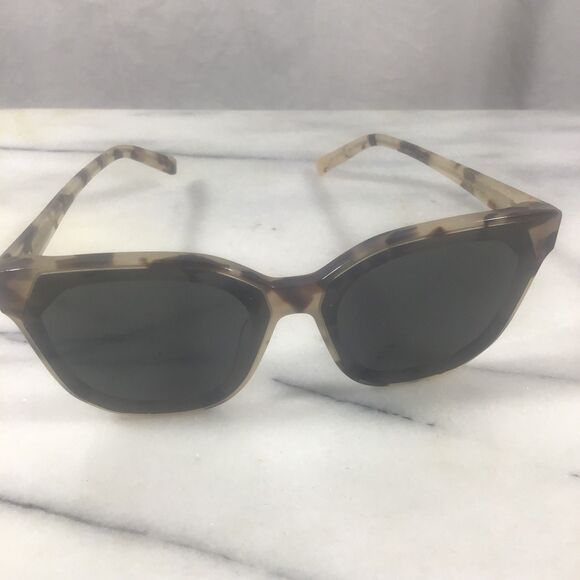 DIFF Gia Oversized Sunglasses In Cream Tortoise & Grey - Picture 1 of 4